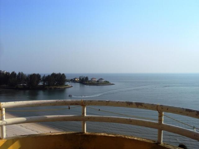 Holiday Condo @Pantai Ria Port Dickson Bagian luar foto
